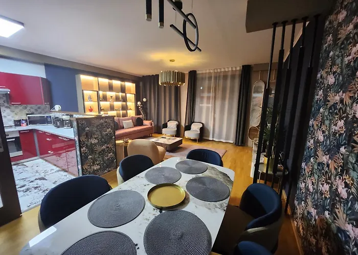 Cloud Gozsdu * Budapesta