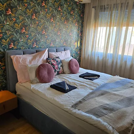 Cloud Gozsdu Appartement